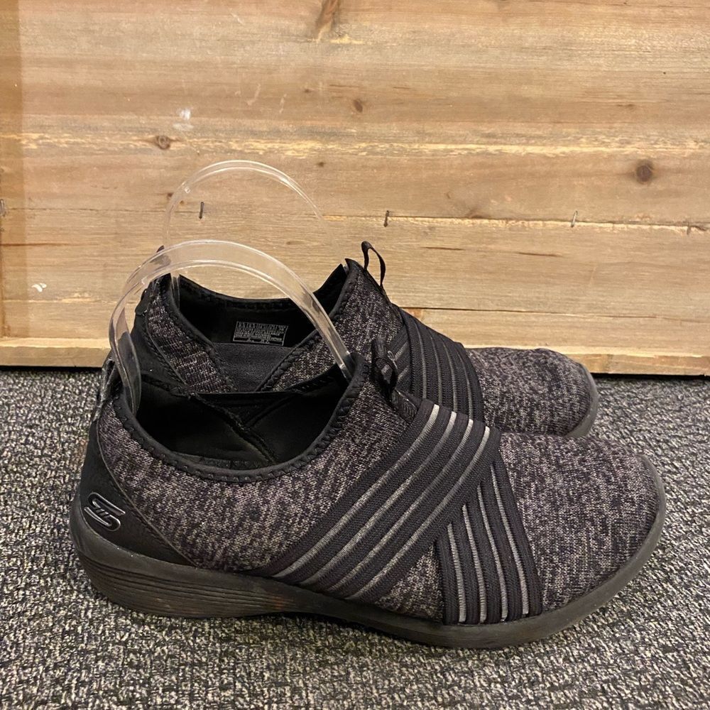 ✅Skechers Air Cooled Memory Foam Shoes